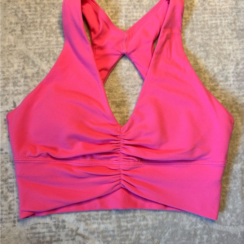 Aritzia TnAction Sports Bra